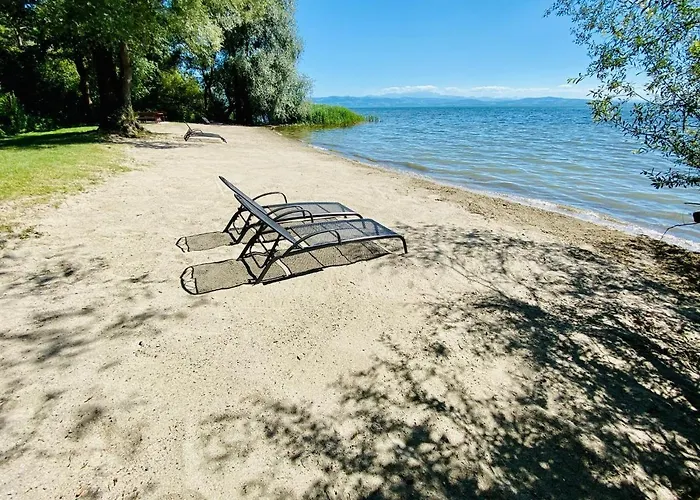 Ferien-Apartment Seehas Mit Privatstrandzugang